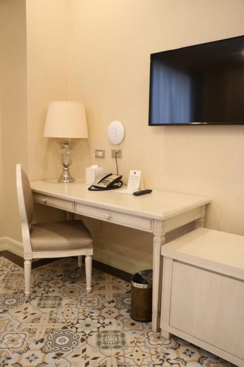 Rizal Park Hotel Manila Rum bild